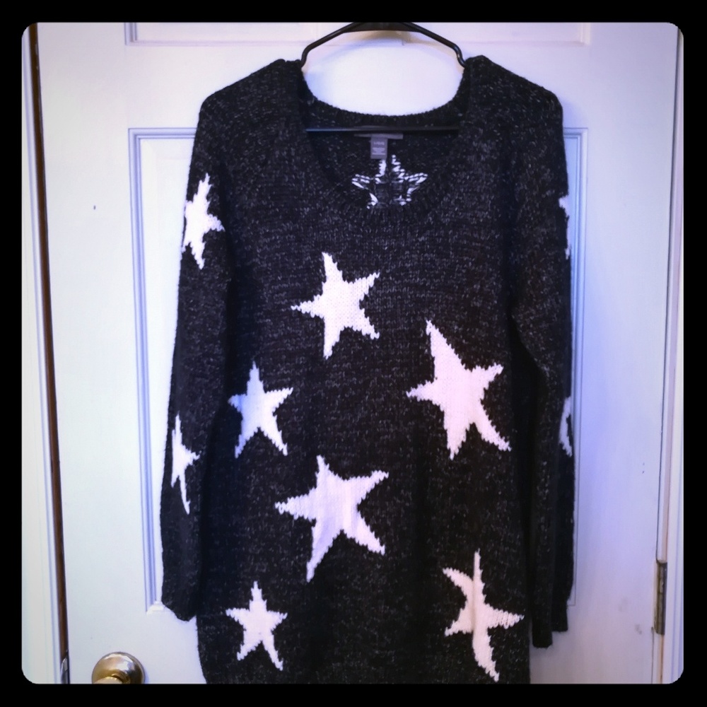 A Pea in the Pod Star Maternity Sweater
